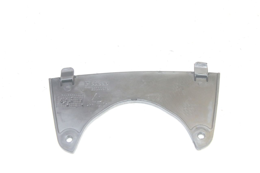 photo de CARENA ANTERIORE CONGIUNZIONE PIAGGIO MP3 HPE 350 (2018 - 2020) - Zoom sullo stato d'uso