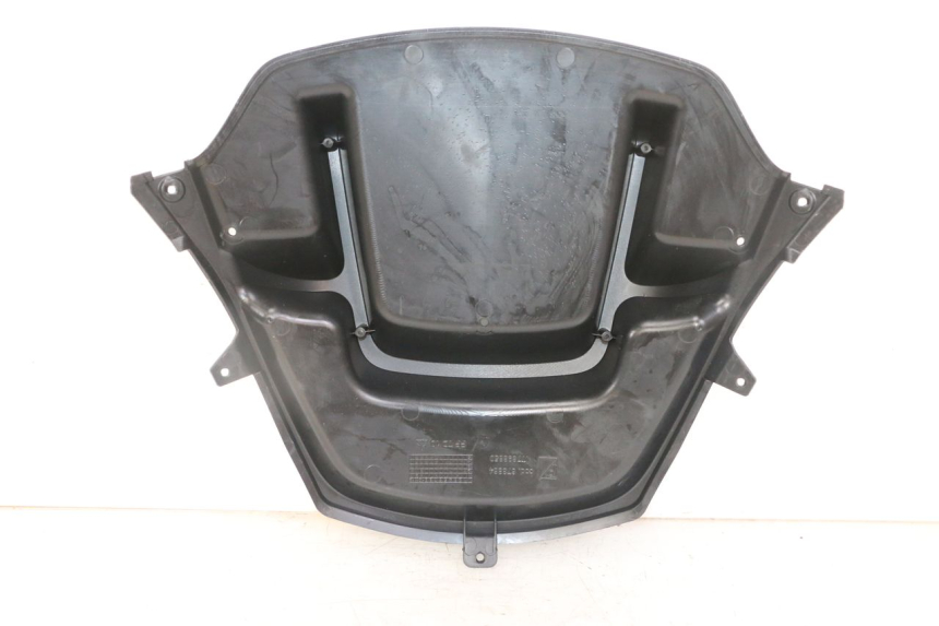 photo de CARENA ANTERIORE CONGIUNZIONE PIAGGIO MP3 LT 300 (2010 - 2016)