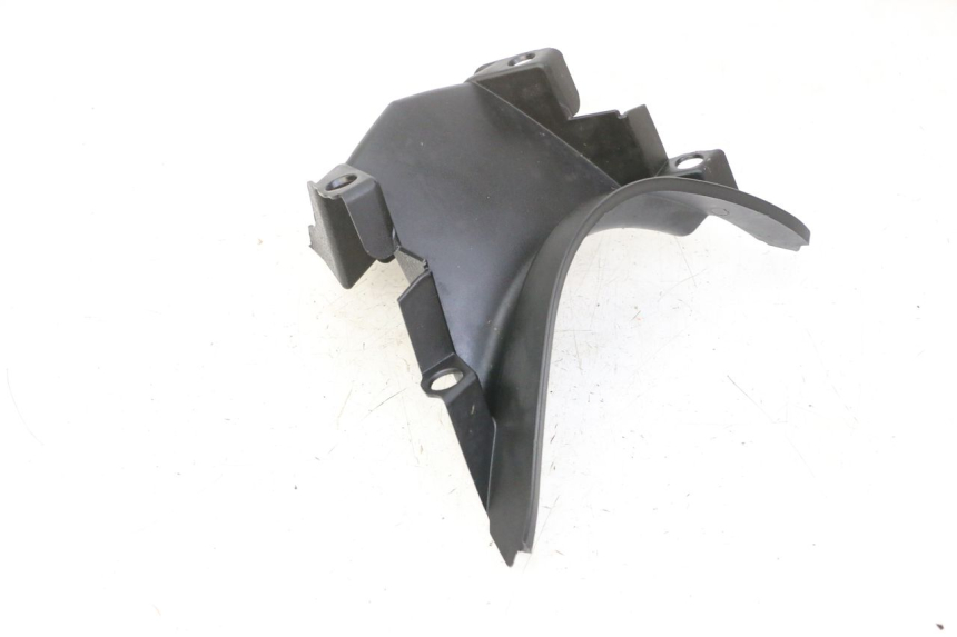 photo de GIUNZIONE CARENA ANTERIORE SUP PEUGEOT CITYSTAR 2T 50 (2018 - 2021)