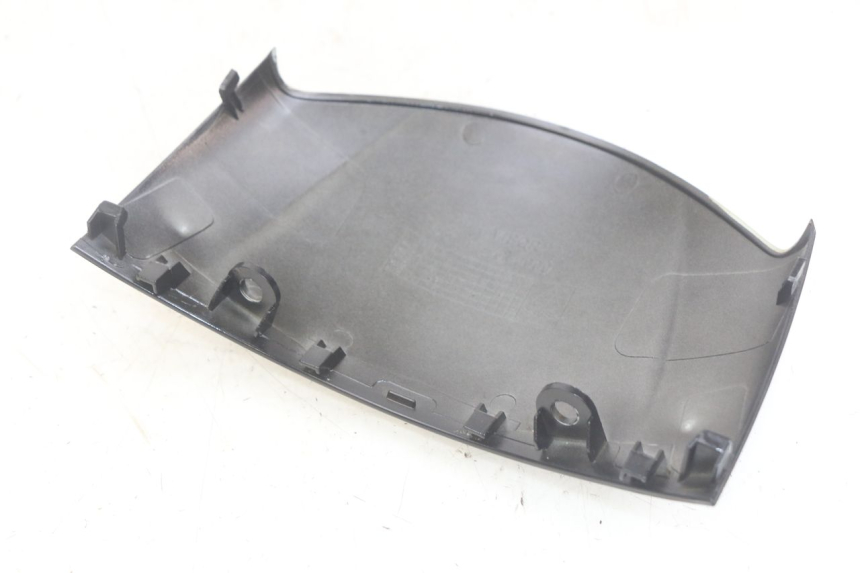 photo de GIUNZIONE CARENA ANTERIORE SUP PEUGEOT TWEET 4T 50 (2018 - 2020)