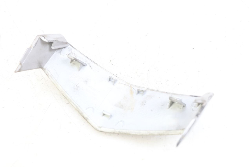 photo de GIUNZIONE CARENA ANTERIORE SUP PEUGEOT VIVACITY NEW 2T 50 (2008 - 2017)