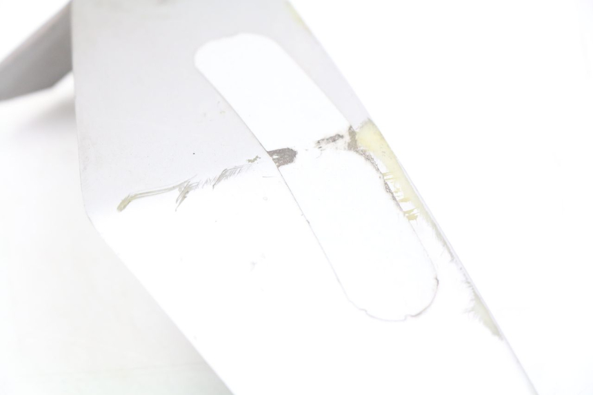 photo de Giunzione carena anteriore superiore PEUGEOT VIVACITY 125 (2010 - 2017)