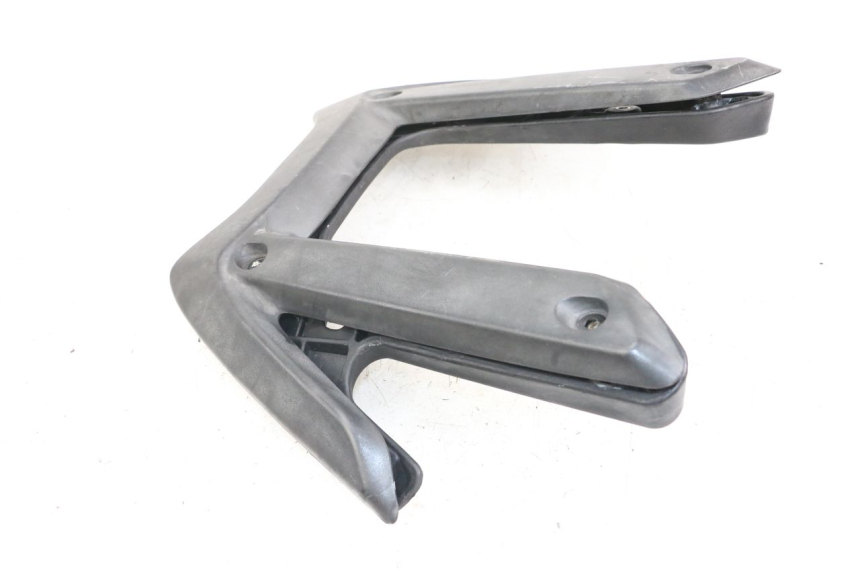 photo de Giunzione carena anteriore superiore KYMCO XCITING 250 (2006 - 2009)