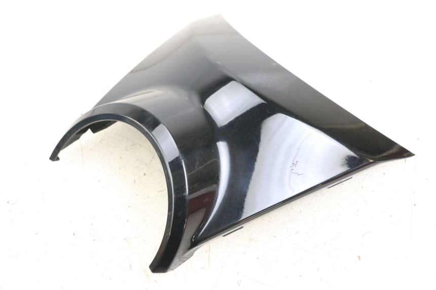 photo de Giunzione carena anteriore superiore YAMAHA BW'S BWS 125 (2010 - 2013)