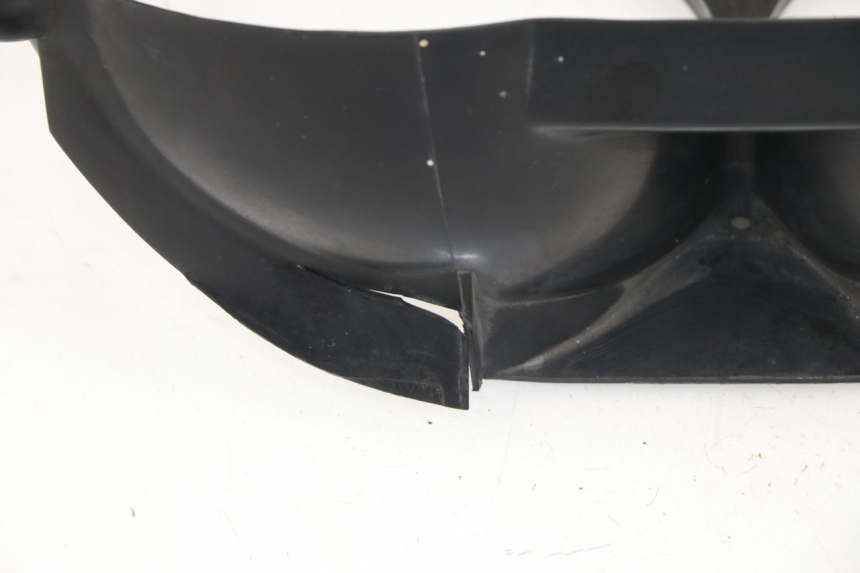 photo de Giunzione carena anteriore superiore YAMAHA TDM 3VD 850 (1991 - 1995)