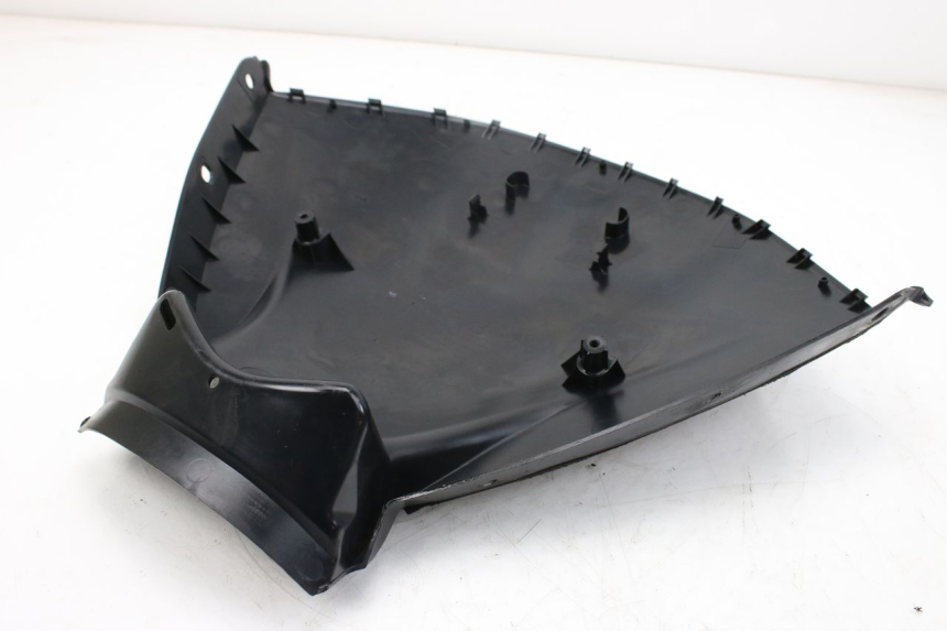 photo de GIUNZIONE CARENA ANTERIORE SUZUKI AN BURGMAN 400 (2006 - 2010)
