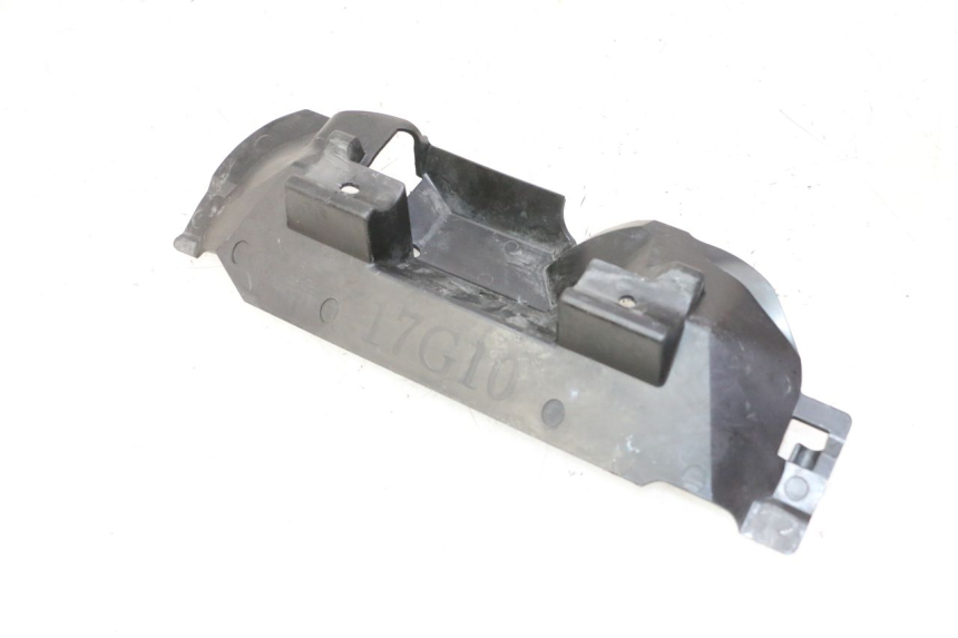 photo de CARENA ANTERIORE CONGIUNZIONE SUZUKI SV S 650 (2003 - 2009)