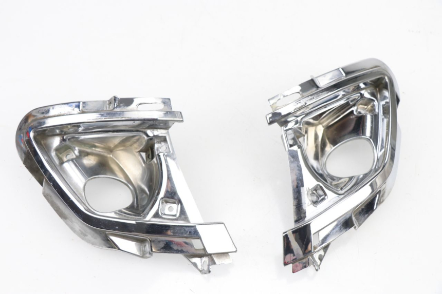 photo de Giunzione carena anteriore TNT MOTOR OTTO 2T 50 (2012 - 2018)