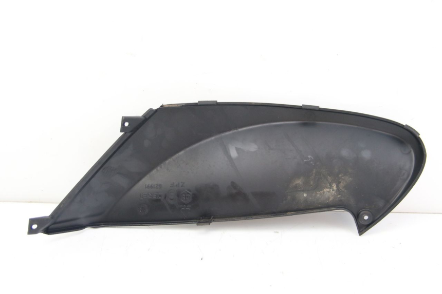 photo de GIUNZIONE PEDANA DESTRA DERBI BOULEVARD 50 (2009 - 2006)