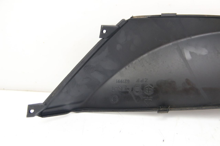 photo de GIUNZIONE PEDANA DESTRA DERBI BOULEVARD 50 (2009 - 2006)