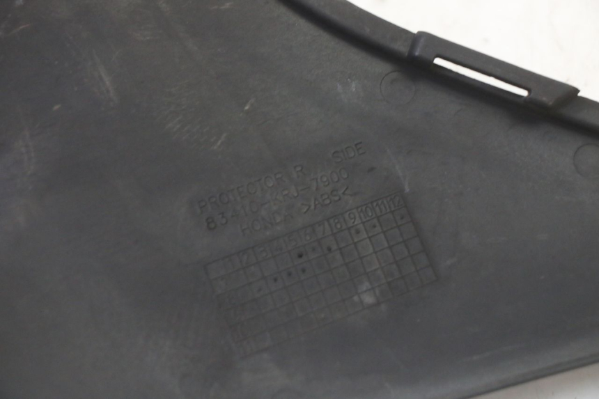 photo de Giunto pedale destro HONDA FES S-WING SWING ABS 125 (2007 - 2015)