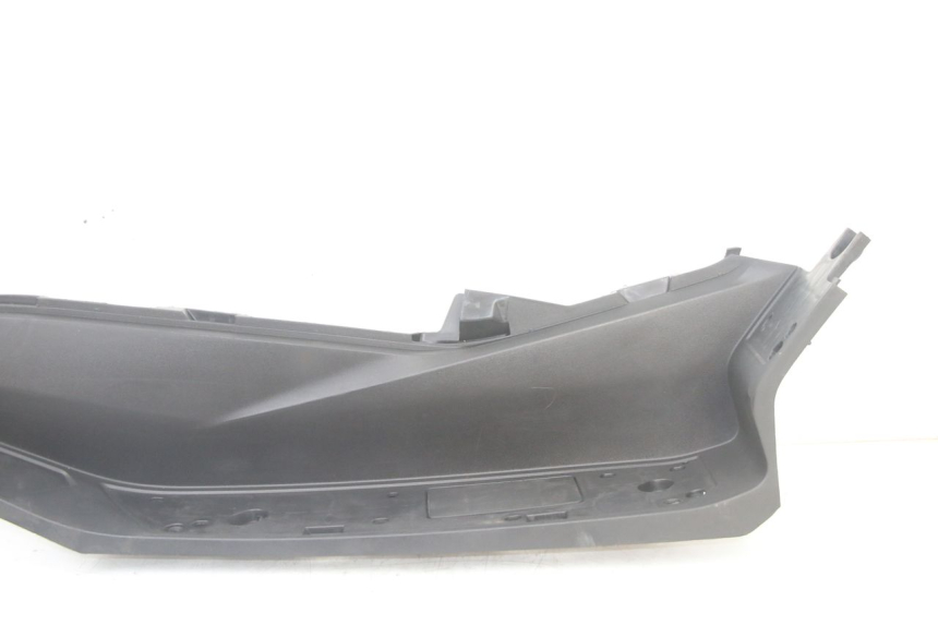 photo de CARENA PEDANA CONGIUNZIONE DESTRA HONDA FORZA 125 (2021 - 2025)