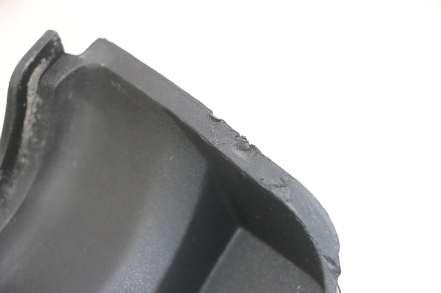 photo de Giunzione pedana destra PEUGEOT JET FORCE CARBU 50 (2003 - 2016)
