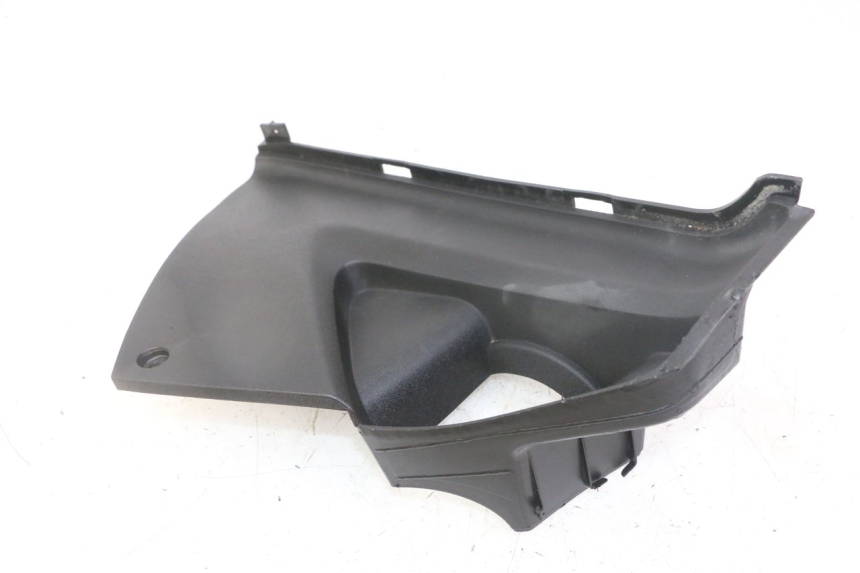 photo de Giunzione pedana destra PEUGEOT JET FORCE CARBU 50 (2003 - 2016)