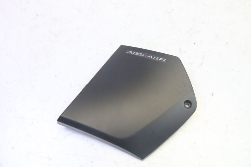 photo de CARENA PEDANA CONGIUNZIONE DESTRA PIAGGIO MP3 HPE 350 (2018 - 2020) - Vista principale