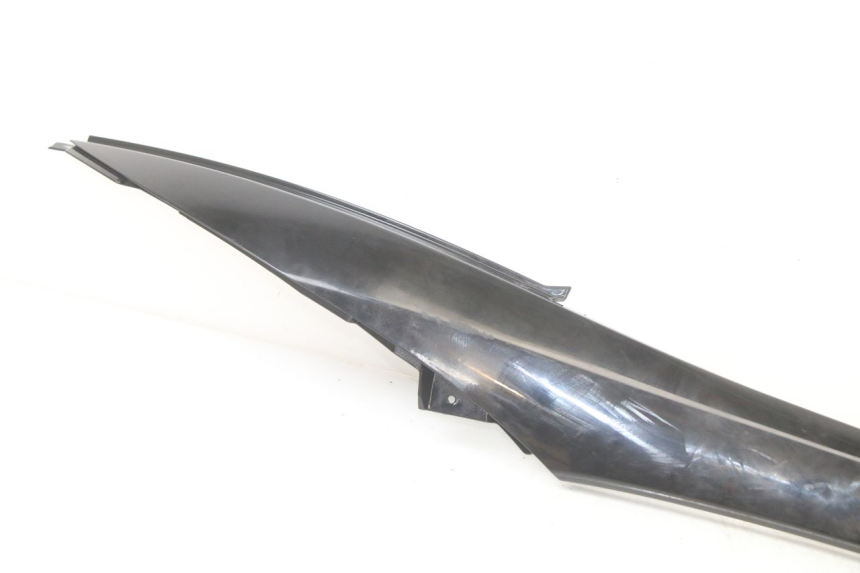 photo de CARENA PEDANA CONGIUNZIONE DESTRA PIAGGIO MP3 500 (2014 - 2016)