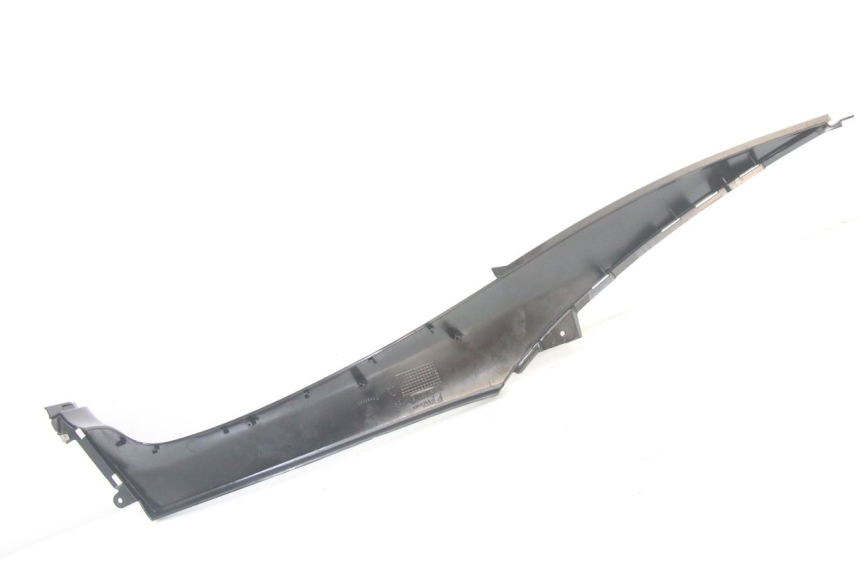 photo de CARENA PEDANA CONGIUNZIONE DESTRA PIAGGIO MP3 500 (2014 - 2016)