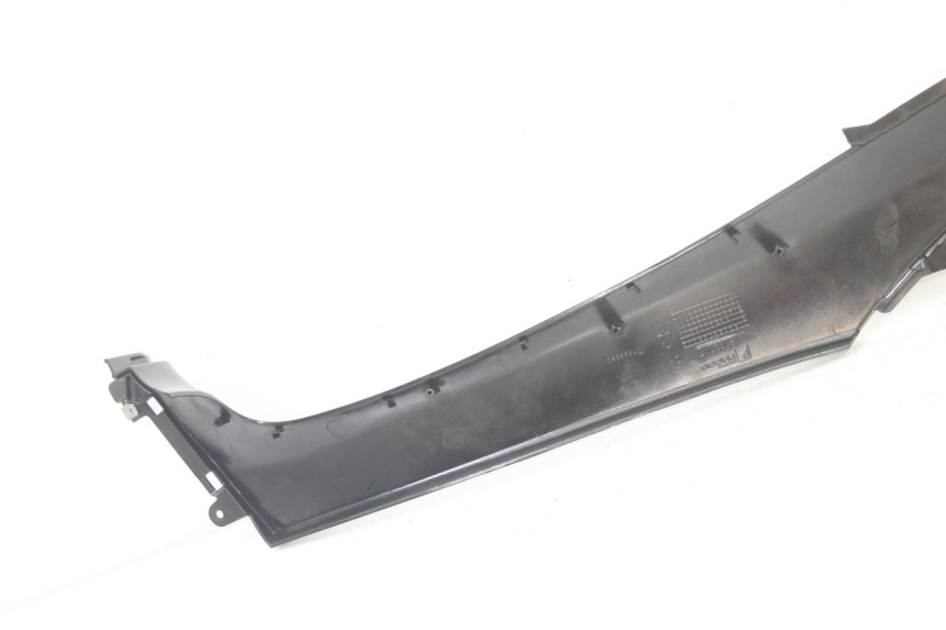 photo de CARENA PEDANA CONGIUNZIONE DESTRA PIAGGIO MP3 500 (2014 - 2016)