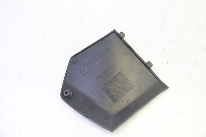 photo de GIUNZIONE PEDANA DESTRA PIAGGIO MP3 125 (2006 - 2014)