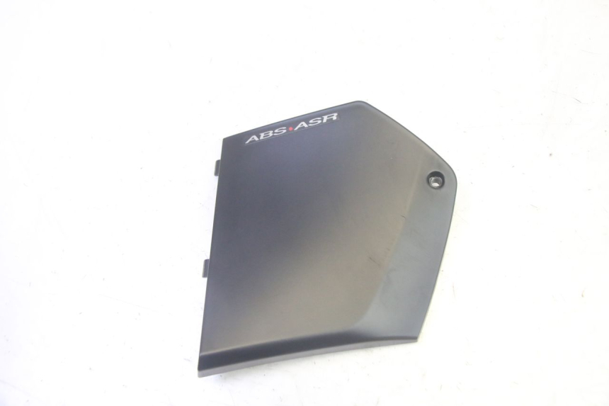 photo de CARENA PEDANA CONGIUNZIONE DESTRA PIAGGIO MP3 500 (2016 - 2018) - Vista principale