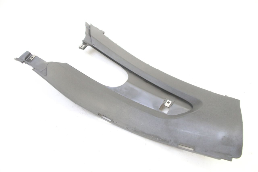 photo de CARENA PEDANA CONGIUNZIONE DESTRA GILERA RUNNER SP 50 (2006 - 2008)