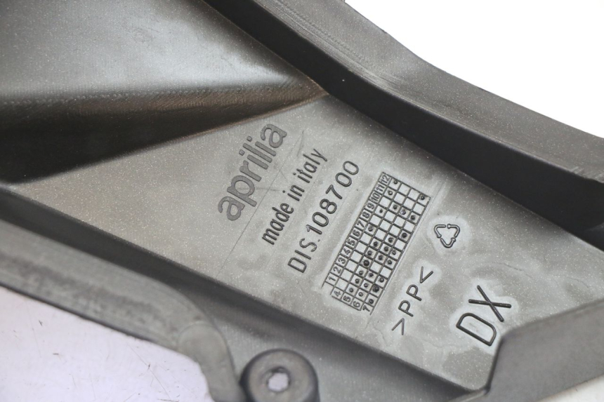 photo de CARENA PEDANA CONGIUNZIONE DESTRA APRILIA SR R 2T LC 50 (2018 - 2021)