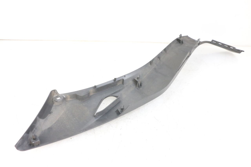 photo de GIUNZIONE PEDANA DESTRA YAMAHA XMAX X-MAX ABS 125 (2017 - 2020)