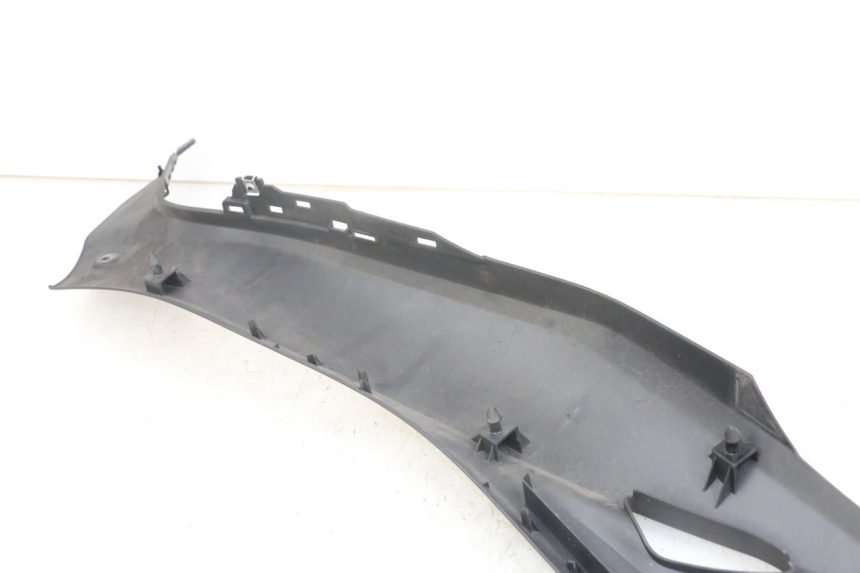 photo de GIUNZIONE PEDANA DESTRA YAMAHA XMAX X-MAX ABS 125 (2017 - 2020)