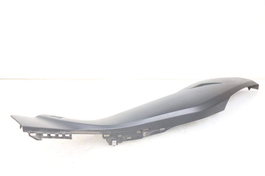 photo de GIUNZIONE PEDANA DESTRA YAMAHA XMAX X-MAX ABS 125 (2017 - 2020)