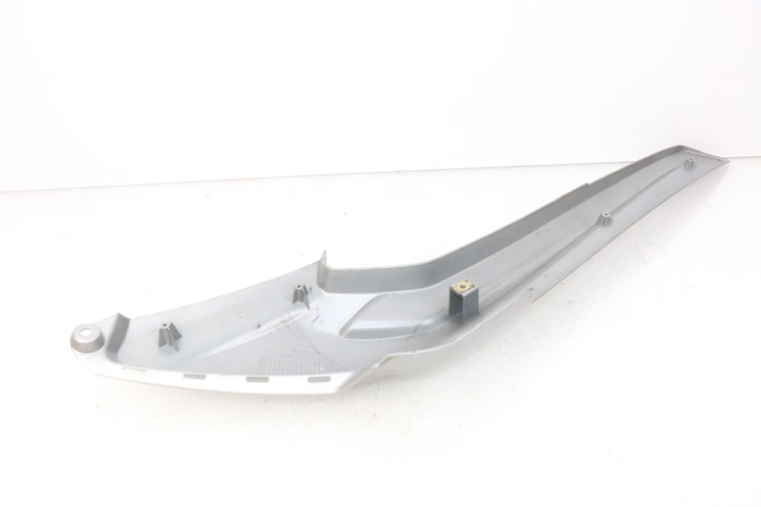 photo de GIUNZIONE PEDANA DESTRA TGB X-MOTION XMOTION 125 (2008 - 2014)