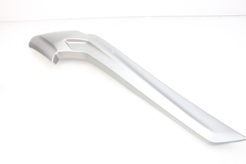 photo de GIUNZIONE PEDANA DESTRA TGB X-MOTION XMOTION 125 (2008 - 2014)