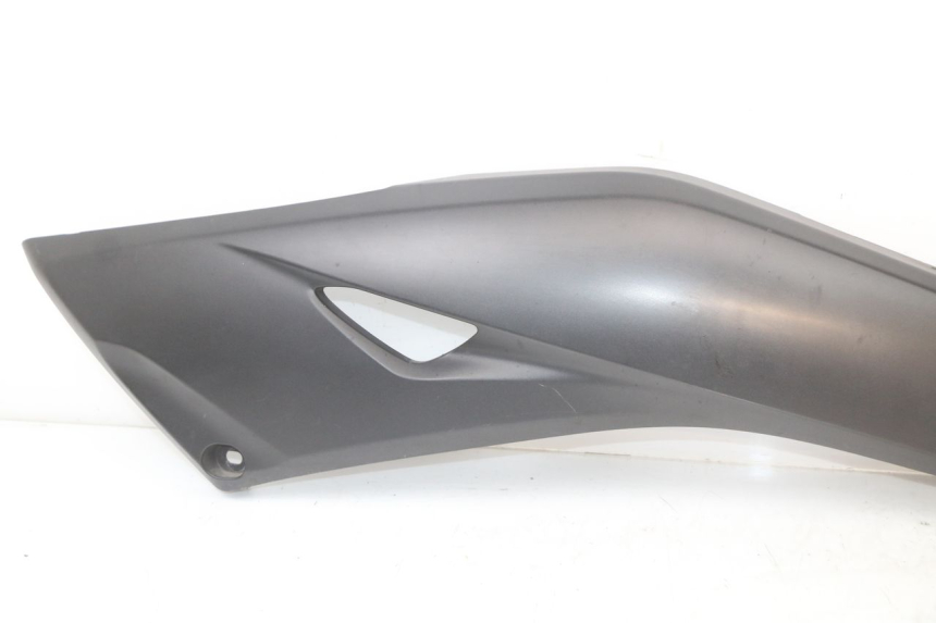 photo de GIUNZIONE PEDANA DESTRA YAMAHA XMAX X-MAX ABS 125 (2017 - 2020)