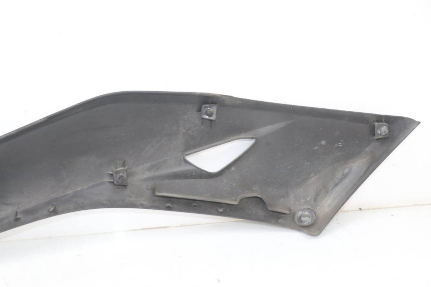 photo de GIUNZIONE PEDANA DESTRA YAMAHA XMAX X-MAX ABS 125 (2017 - 2020)