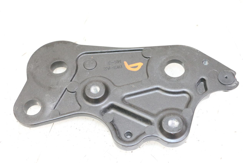 photo de CARENA PEDANA CONGIUNZIONE DESTRA YAMAHA TRACER 7 700 (2020 - 2024)