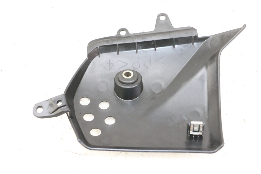 photo de CARENA PEDANA CONGIUNZIONE DESTRA YAMAHA XJ6 ABS 600 (2008 - 2016)