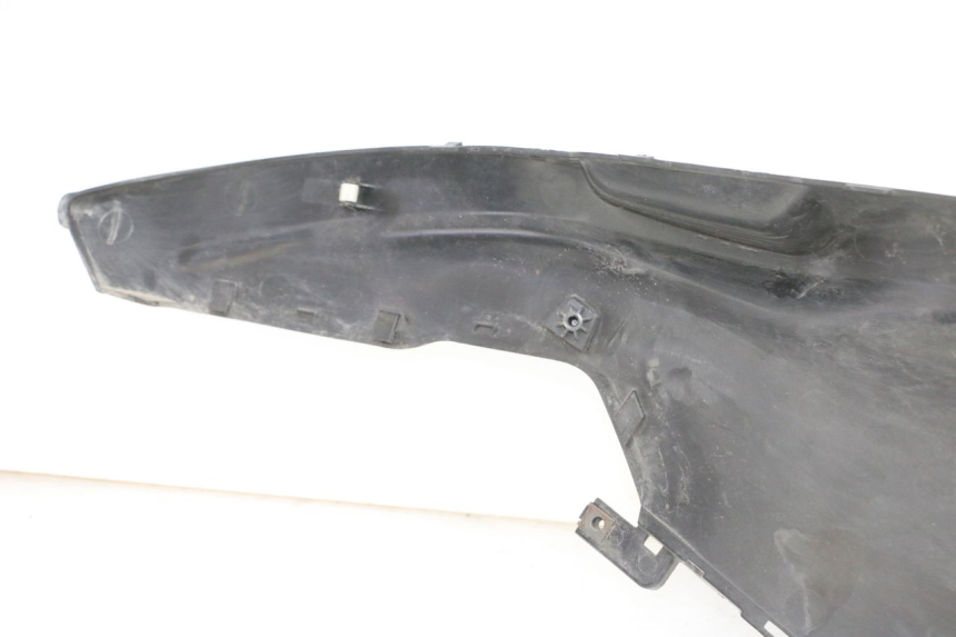 photo de CARENA PEDANA CONGIUNZIONE SINISTRA SUZUKI BURGMAN 650 (2013 - 2020)