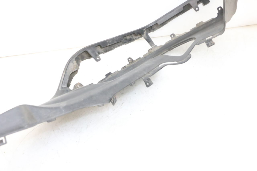 photo de CARENA PEDANA CONGIUNZIONE SINISTRA SUZUKI BURGMAN 650 (2013 - 2020)