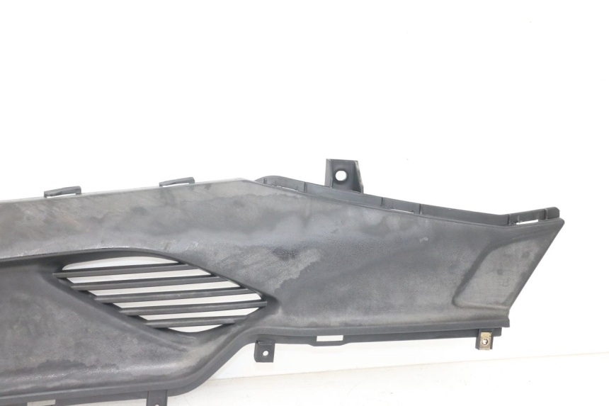 photo de CARENA PEDANA CONGIUNZIONE SINISTRA KYMCO DINK STREET ABS 125 (2011 - 2018)