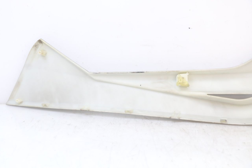 photo de CARENA PEDANA CONGIUNZIONE SINISTRA LONGJIA EASY MAX 125 (2020 - 2024)