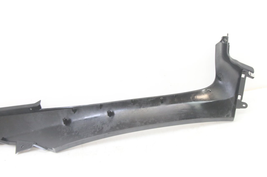 photo de CARENA PEDANA CONGIUNZIONE SINISTRA PIAGGIO MP3 500 (2014 - 2016)