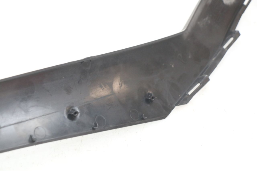 photo de GIUNZIONE PEDANA SINISTRA PIAGGIO MP3 LT 300 (2010 - 2016)