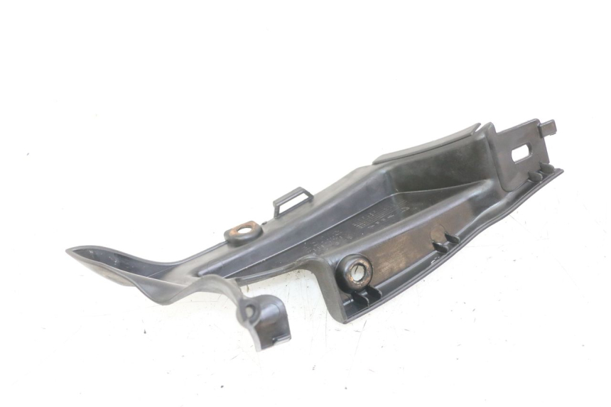 photo de CARENA PEDANA CONGIUNZIONE SINISTRA APRILIA SCARABEO GT TOURING 125 (1999 - 2005)