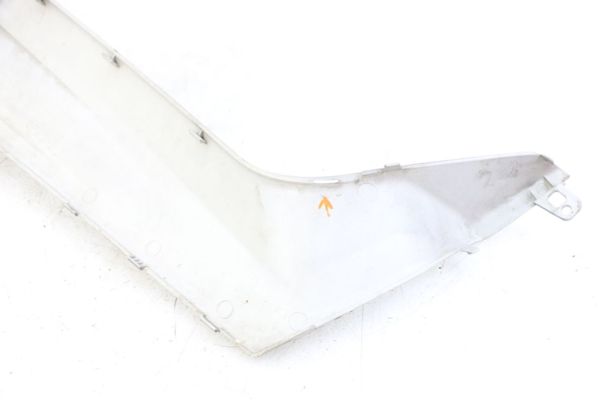 photo de JUNZIONE PEDANA SINISTRA YAMAHA XMAX X-MAX 125 (2006 - 2009)