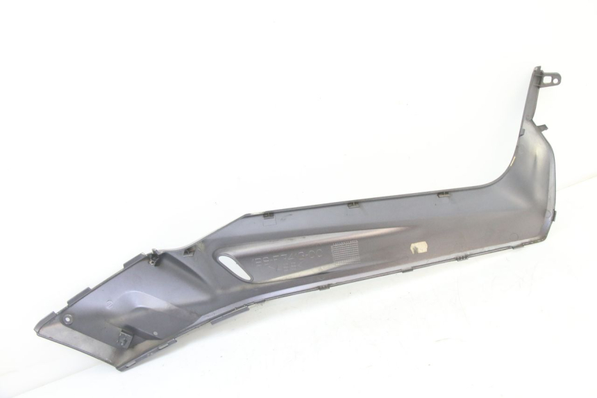 photo de JUNZIONE PEDANA SINISTRA YAMAHA XMAX X-MAX 125 (2006 - 2009)