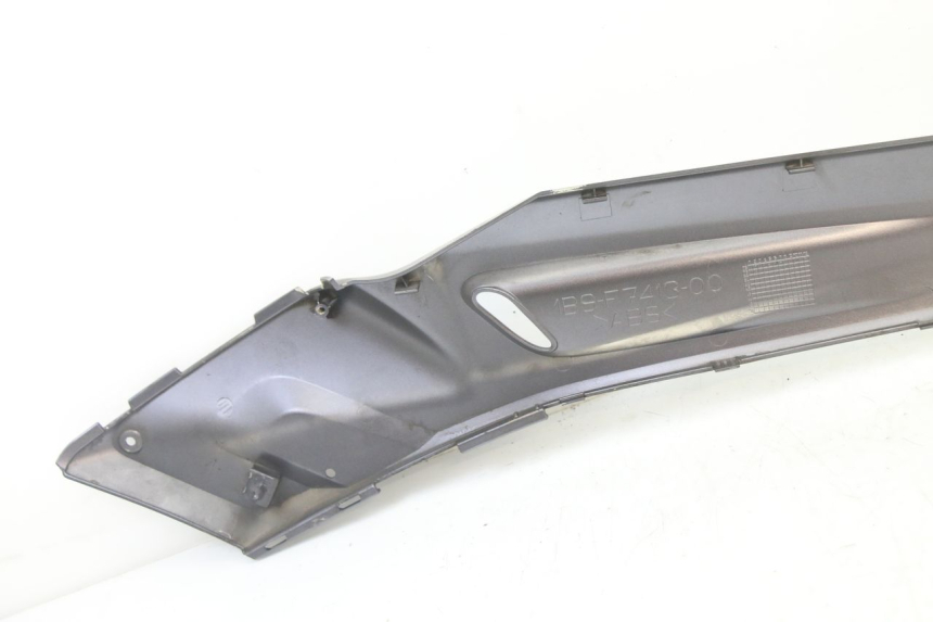 photo de JUNZIONE PEDANA SINISTRA YAMAHA XMAX X-MAX 125 (2006 - 2009)