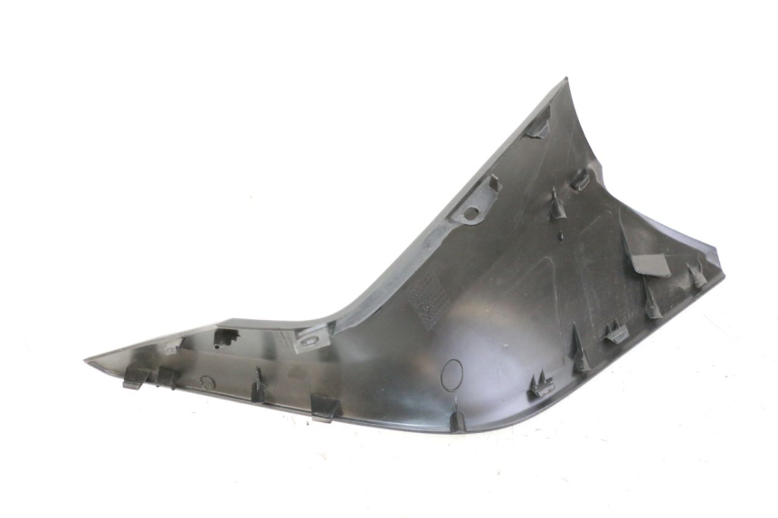 photo de CARENA PEDANA CONGIUNZIONE SINISTRA YAMAHA XMAX X-MAX 125 (2021 - 2025)