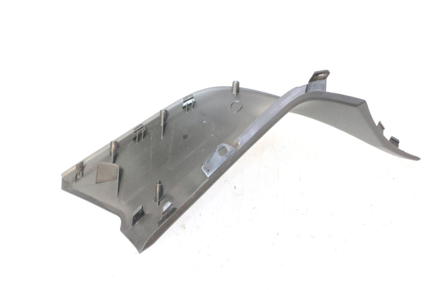 photo de CARENA PEDANA CONGIUNZIONE SINISTRA YAMAHA XMAX X-MAX 125 (2021 - 2025)