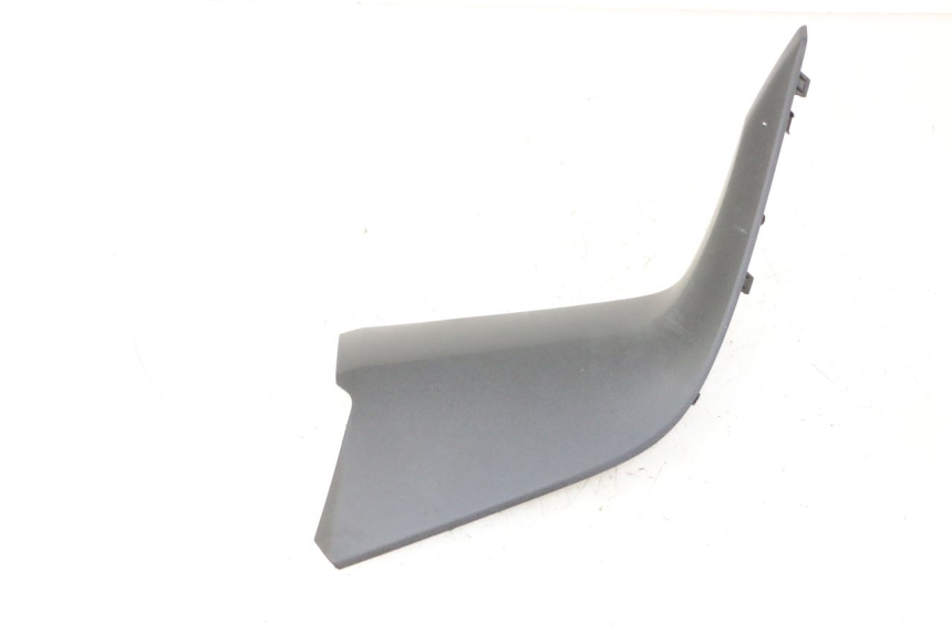 photo de CARENA PEDANA CONGIUNZIONE SINISTRA YAMAHA XMAX X-MAX 125 (2021 - 2025)