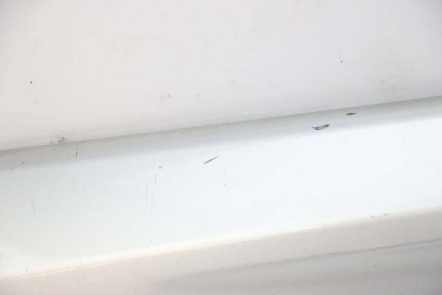 photo de CARENA PEDANA CONGIUNZIONE SINISTRA YAMAHA X-MAX XMAX 250 (2006 - 2009)