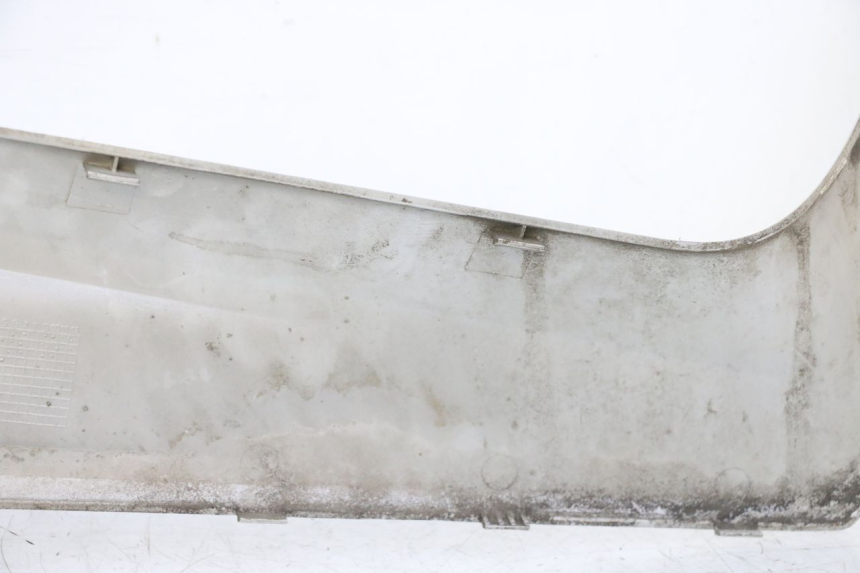 photo de CARENA PEDANA CONGIUNZIONE SINISTRA YAMAHA X-MAX XMAX 250 (2006 - 2009)